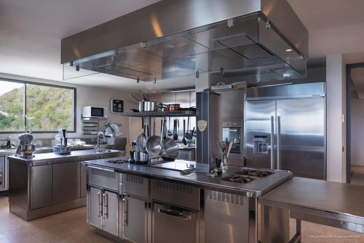 St. Barthelemy On A Hill Side Villa With Superb Amenities מראה חיצוני תמונה
